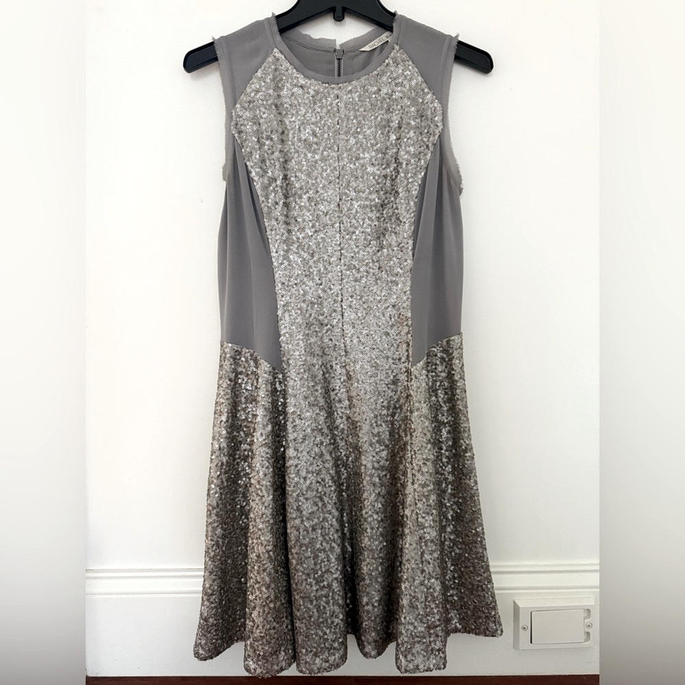 Rachel Roy Cocktails Women's Sleeveless Silver Gray Sequined Party Dress Size 6